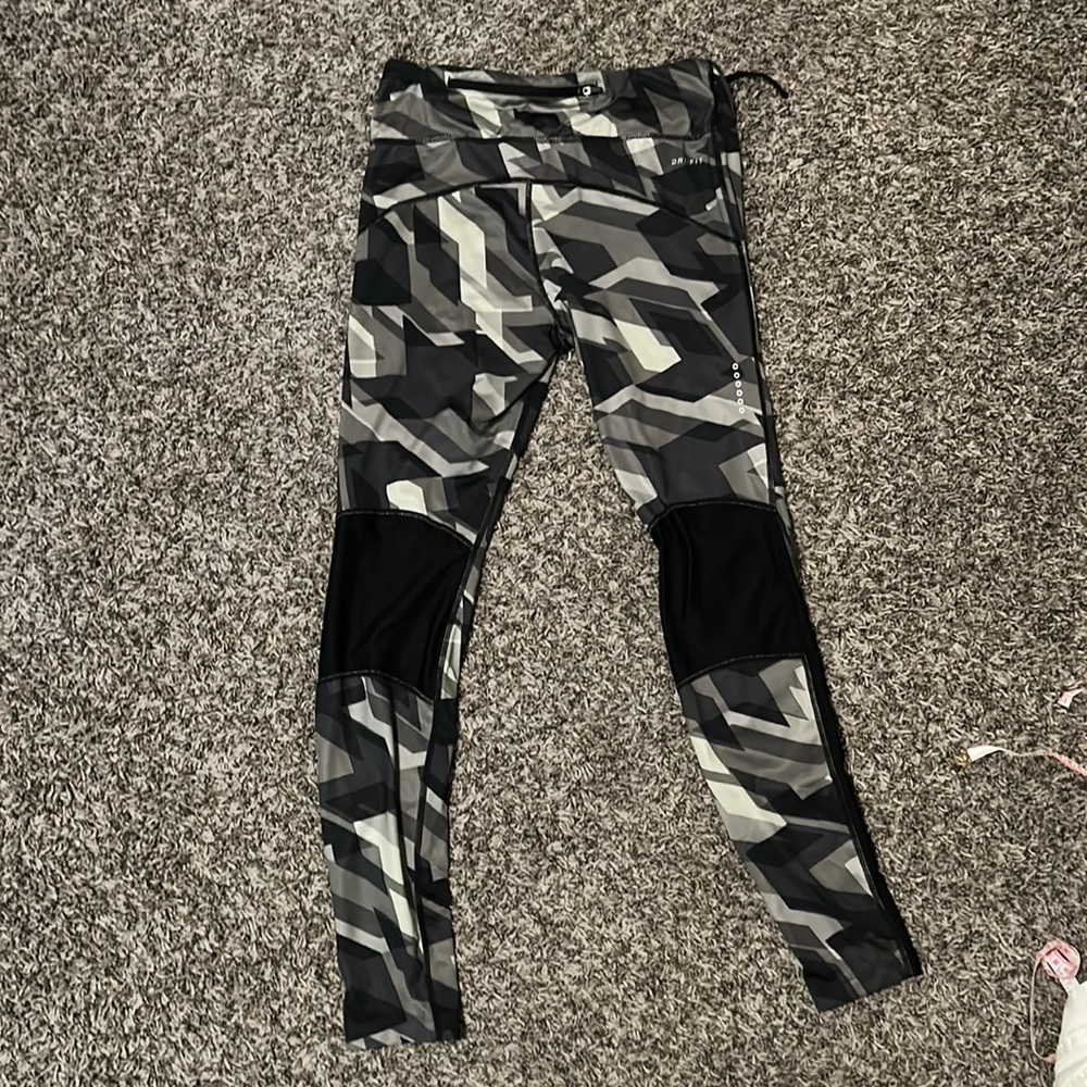 Nike leggings - Picture 5 of 6